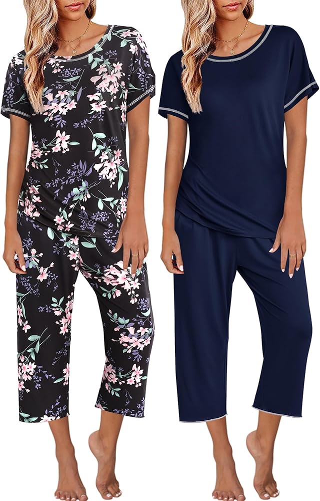 Ekouaer 2 Pack: Womens Pajamas Short Sleeve Sleepwear Tops and Capri Pants Pjs Print Pajama Sets